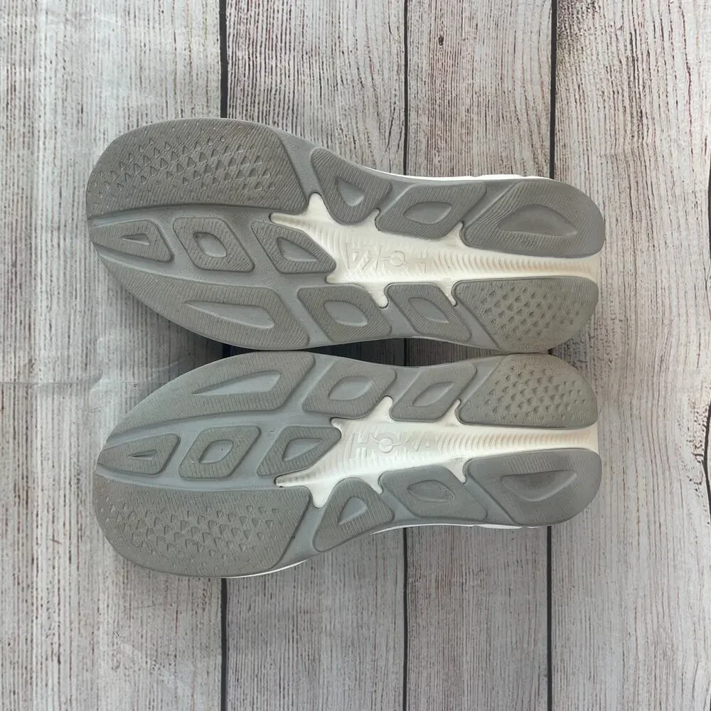 Hoka One Rincon 4 Womens Sz 9.5B Running Shoes Black White